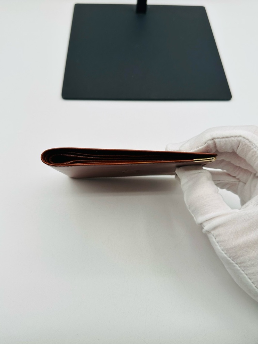 Celine vintage Bi Fold Wallet - Picture 4 of 16